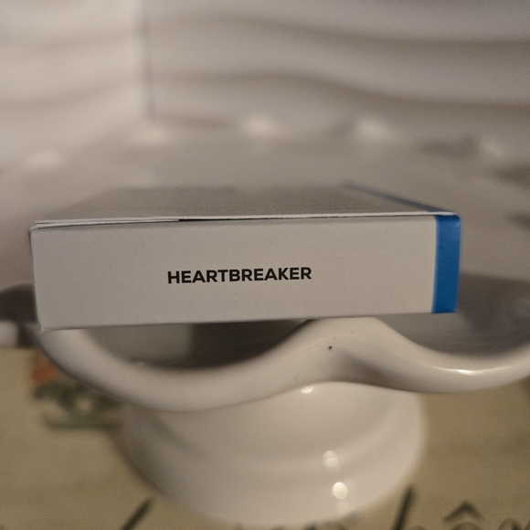 Flyte.70 HazyCheek Crème Blush In Heartbreaker - Picture 3 of 5